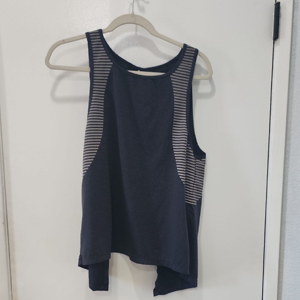 SYRONG BY ZUMBA Fitness Navy and Gray Striped Tank Top